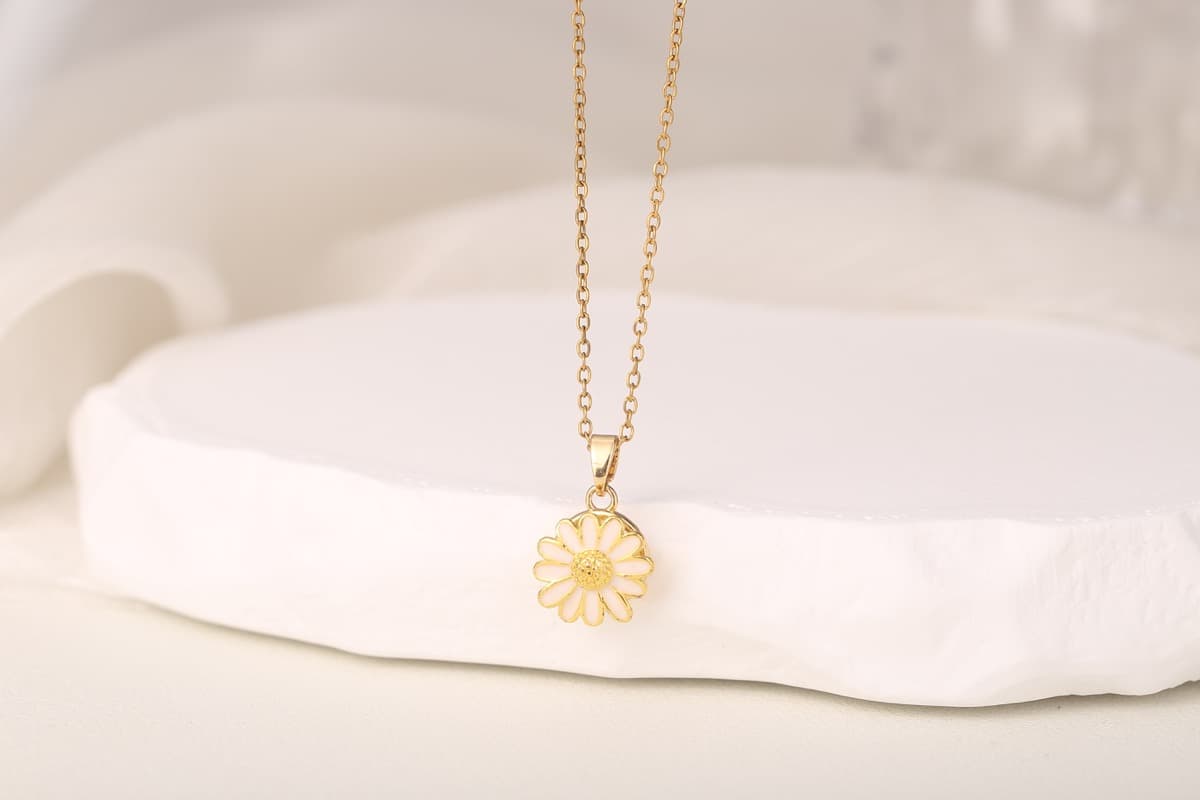Romantic Heart Zircon Pendant Necklace 18K Gold Plated thumbnail 6