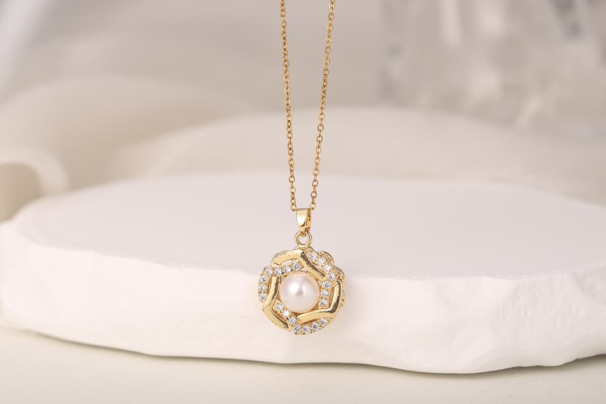 Statement Multi-Pendant Zircon Necklace 18K Gold Plated thumbnail 2