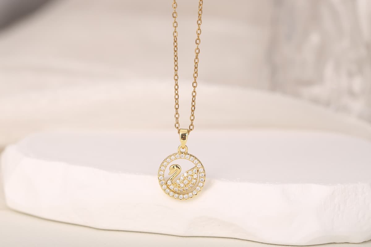 Elegant Teardrop Zircon Drop Earrings 18K Gold Plated thumbnail 4