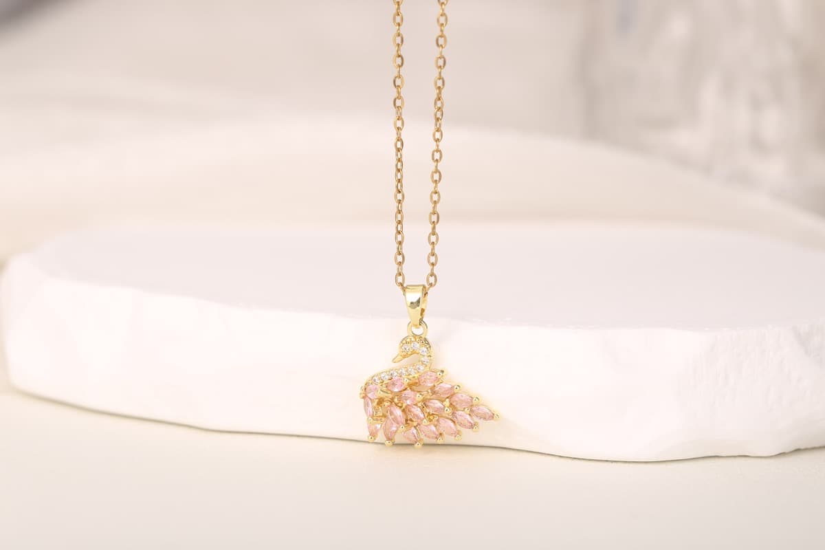 Elegant Circular Disc Zircon Pendant Necklace 18K Gold Plated thumbnail 9
