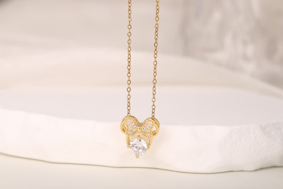 Elegant Teardrop Zircon Pendant Necklace 18K Gold Plated thumbnail 3