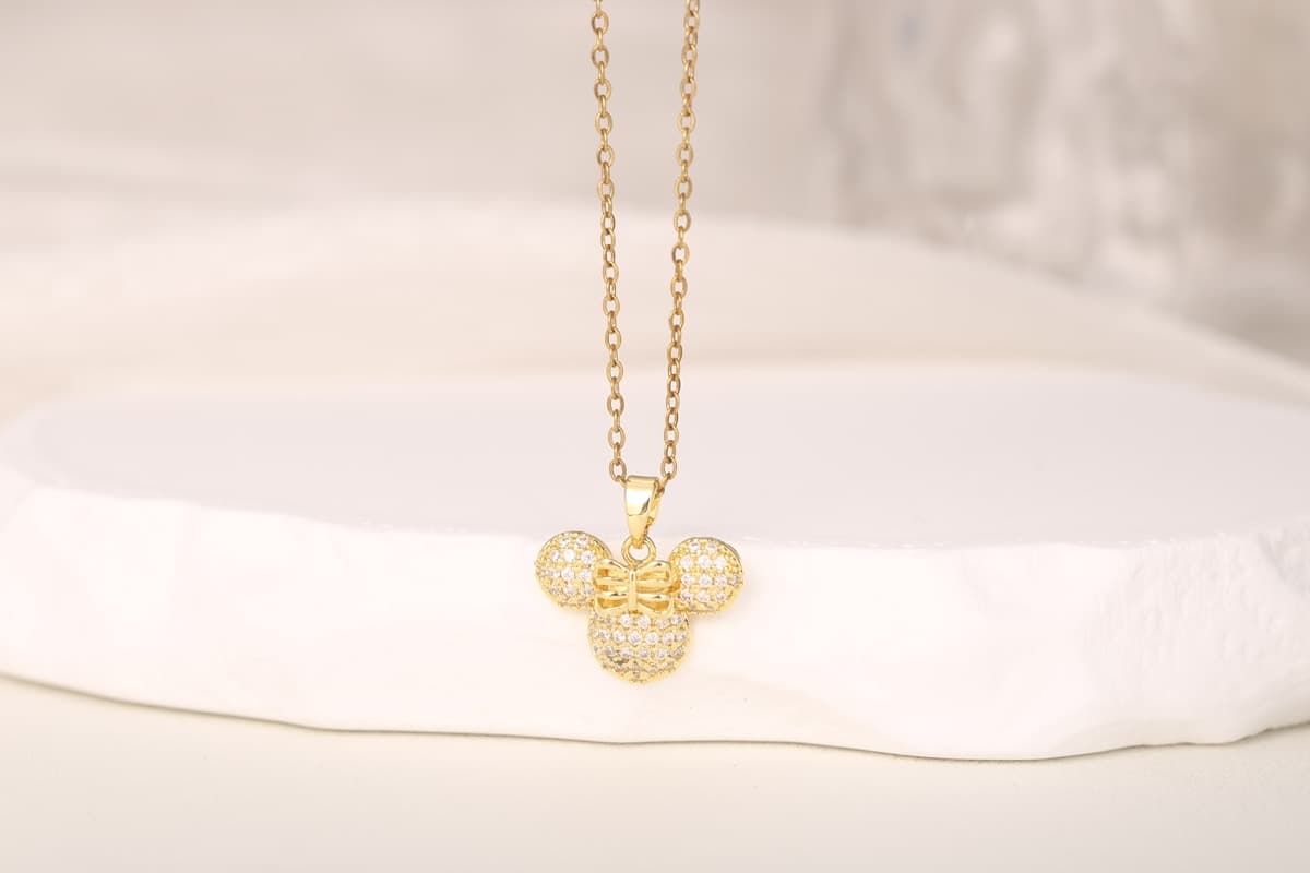 Elegant Teardrop Zircon Pendant Necklace 18K Gold Plated thumbnail 6