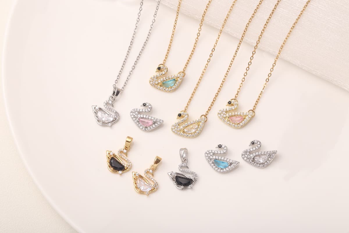Elegant Layered Chain Zircon Necklace 18K Gold Plated