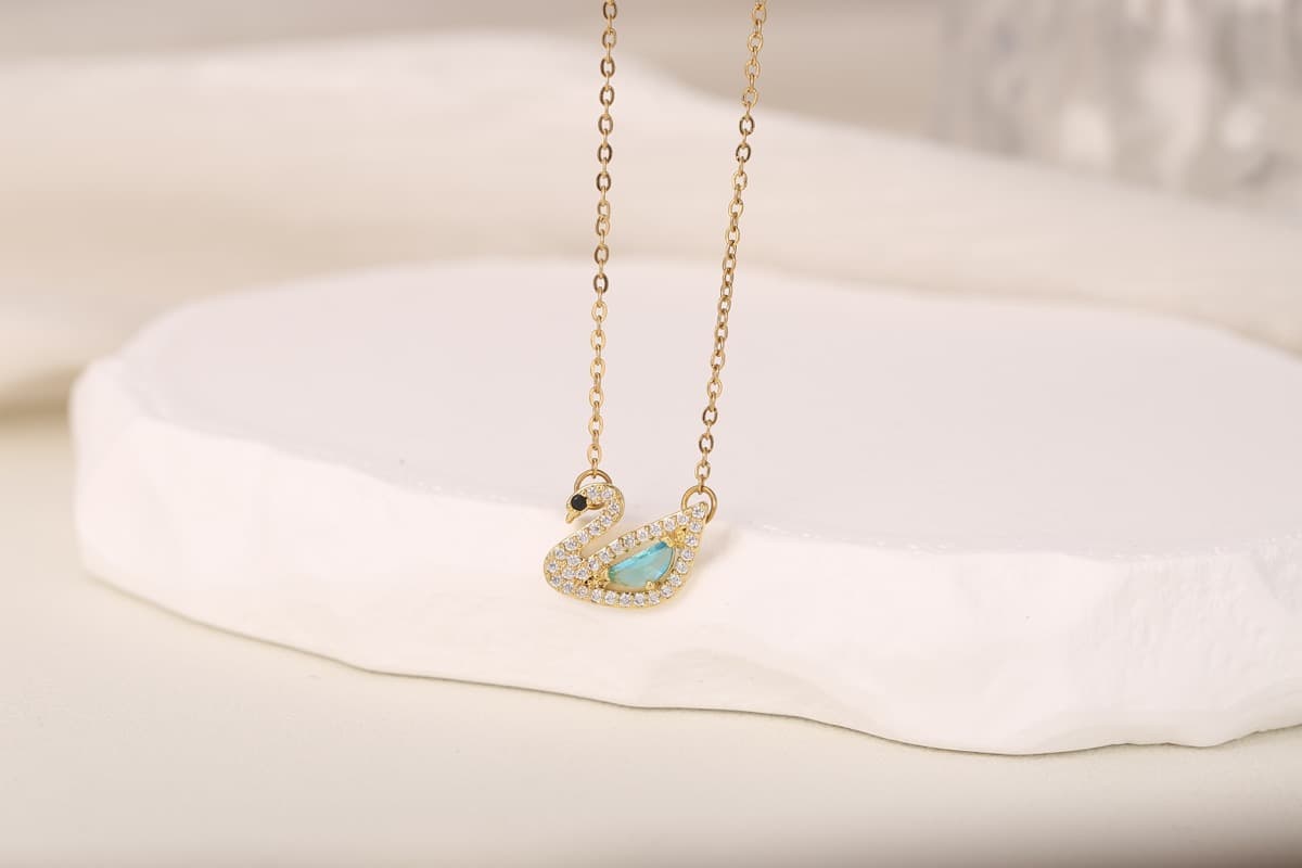 Elegant Layered Chain Zircon Necklace 18K Gold Plated thumbnail 6