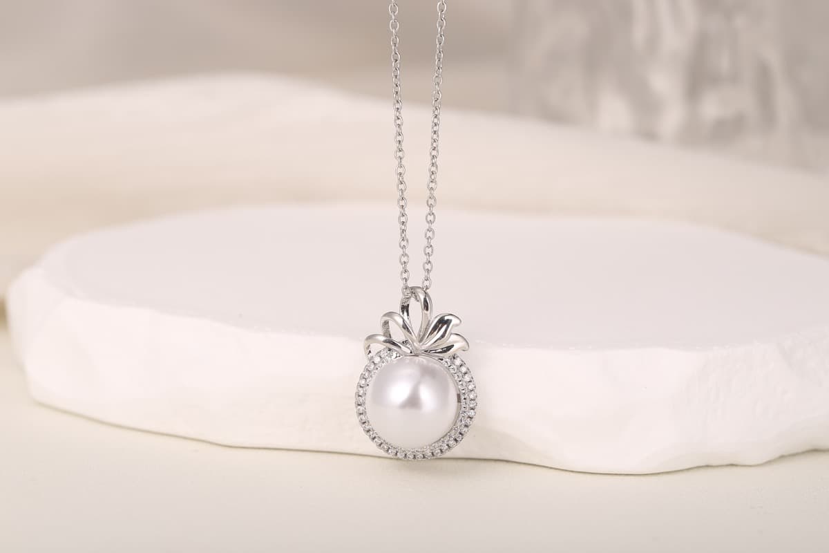 Romantic Heart Zircon Pendant Necklace 18K Gold Plated thumbnail 2