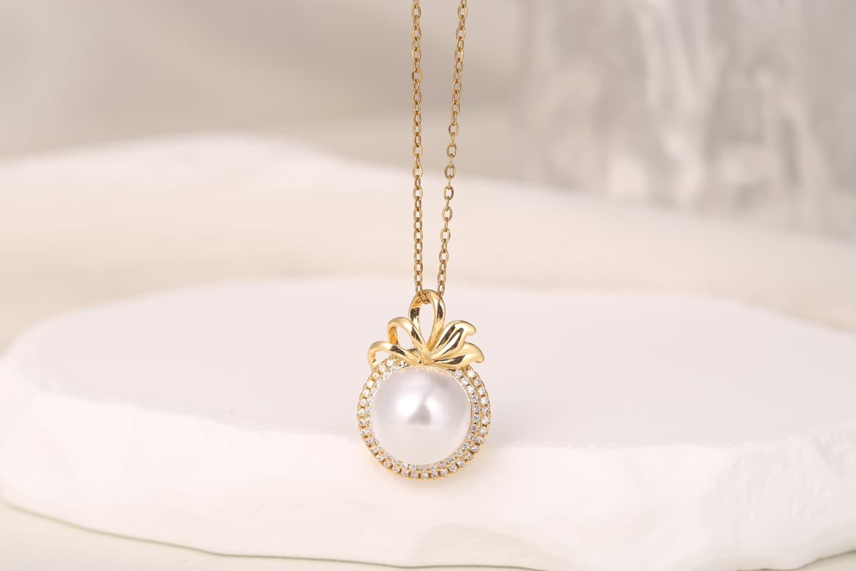 Romantic Heart Zircon Pendant Necklace 18K Gold Plated thumbnail 10