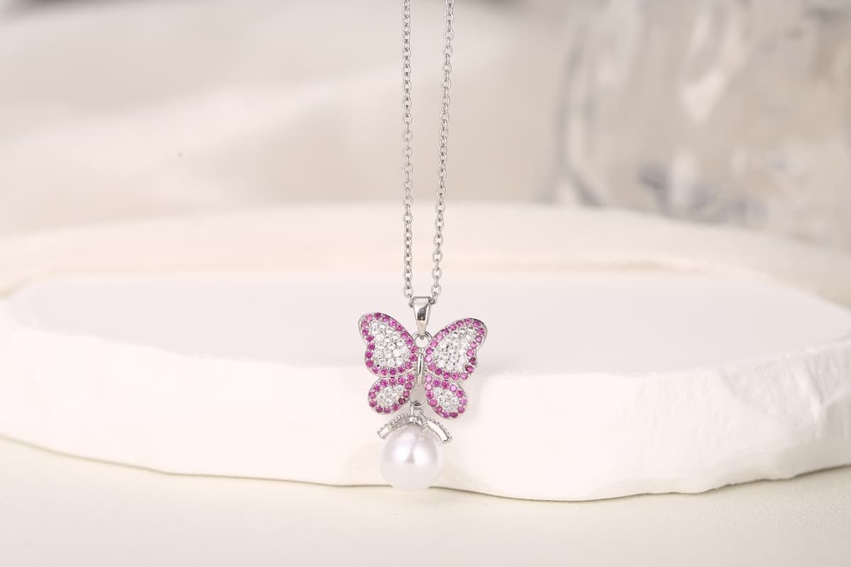 Romantic Heart Zircon Pendant Necklace 18K Gold Plated thumbnail 10