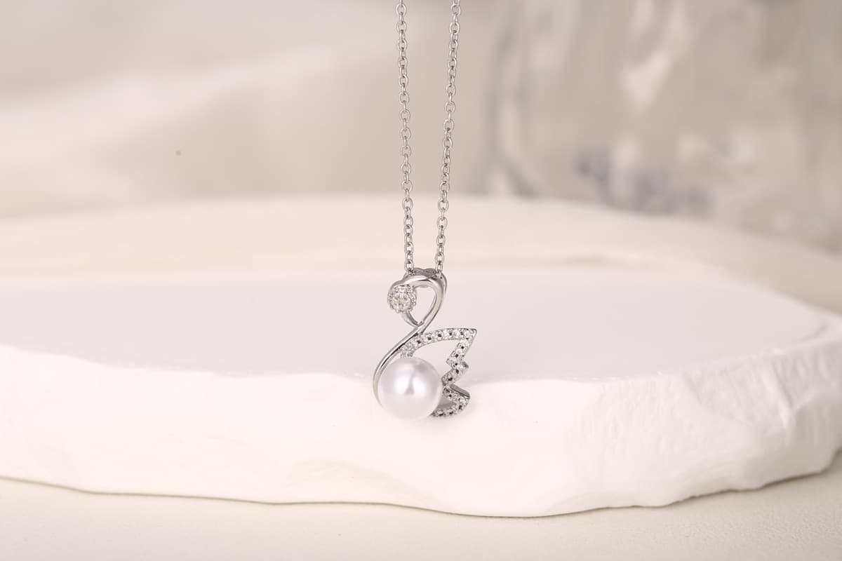 Romantic Heart Zircon Pendant Necklace 18K Gold Plated thumbnail 16