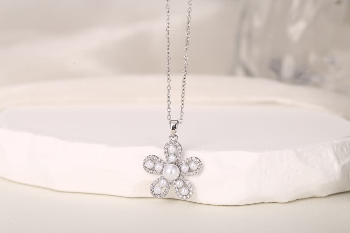 Elegant Circular Floral Zircon Drop Earrings 18K Gold Plated thumbnail 24