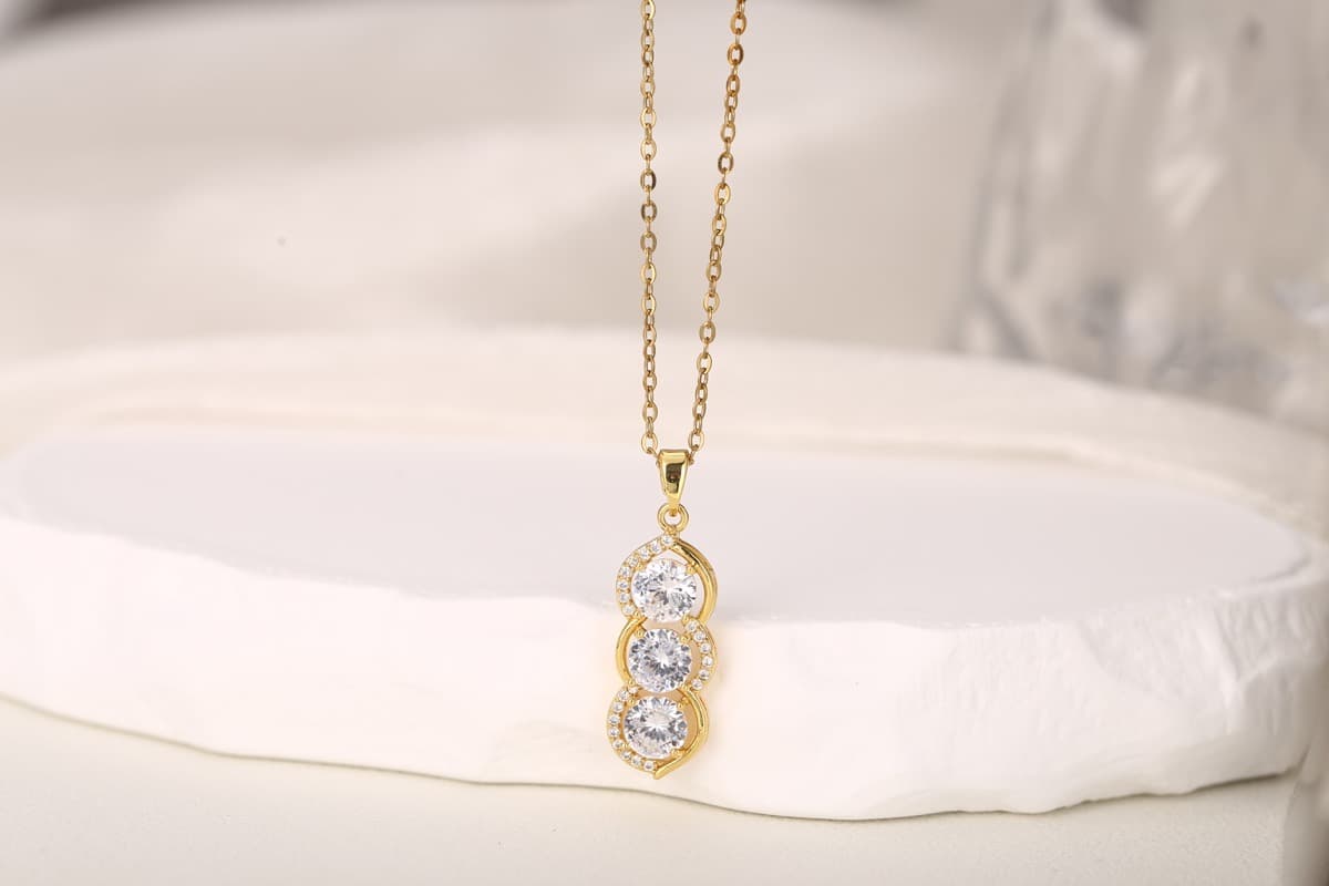 Classic Chain Link Zircon Bracelet 18K Gold Plated thumbnail 3