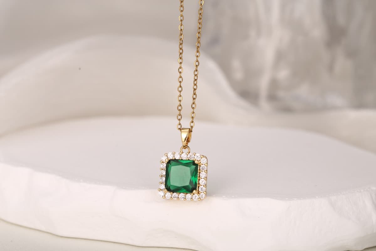 Modern Bar Drop Zircon Necklace 18K Gold Plated thumbnail 2