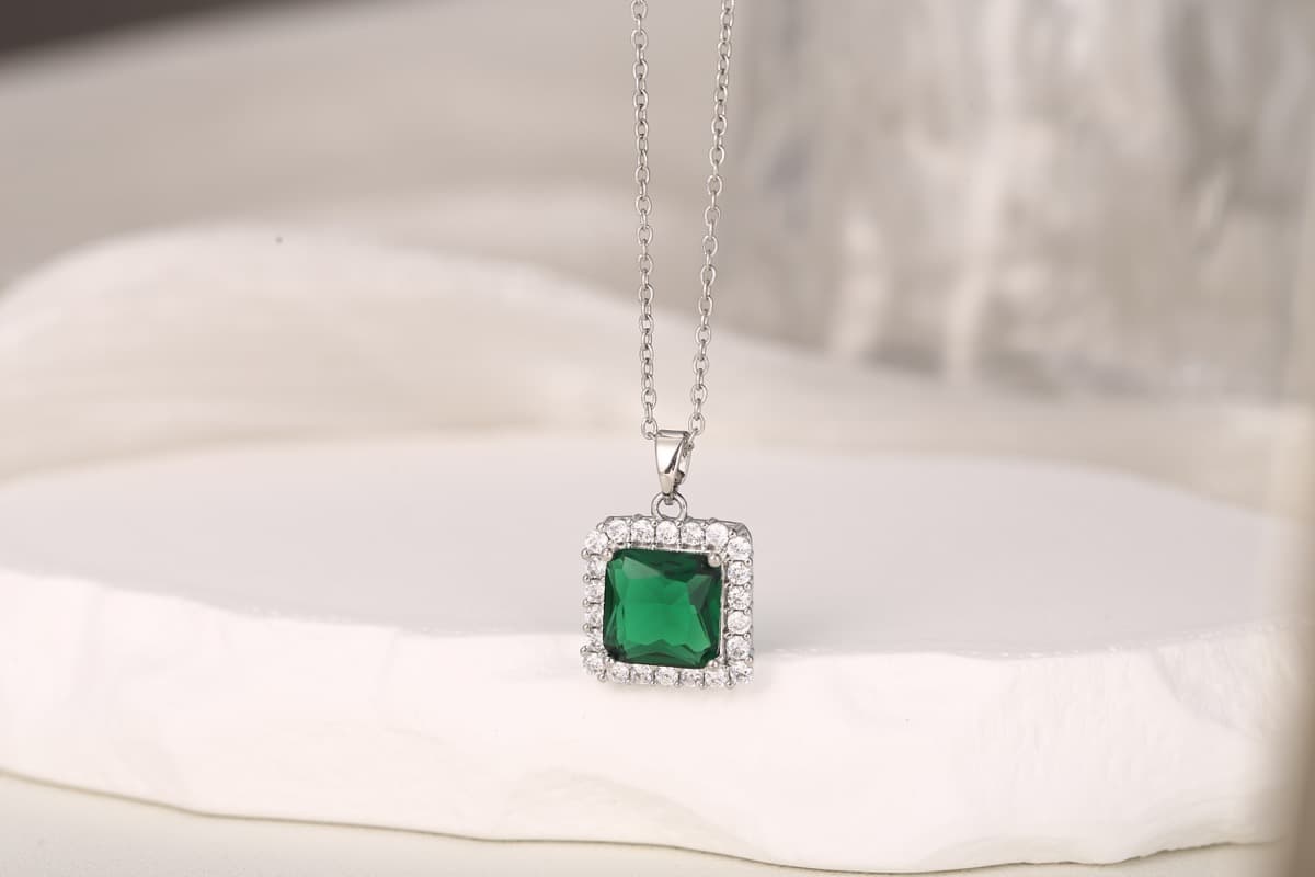Modern Bar Drop Zircon Necklace 18K Gold Plated thumbnail 14