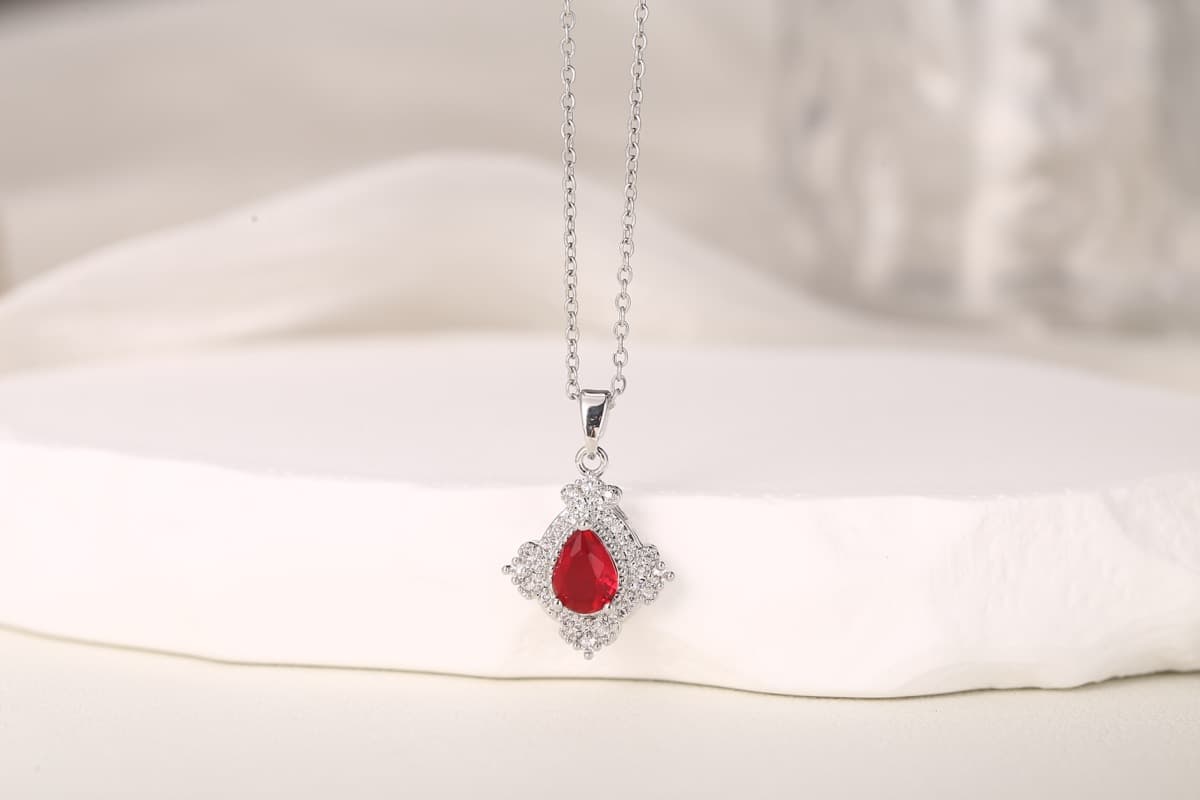 Charming Bow Knot Zircon Necklace 18K Gold Plated thumbnail 14