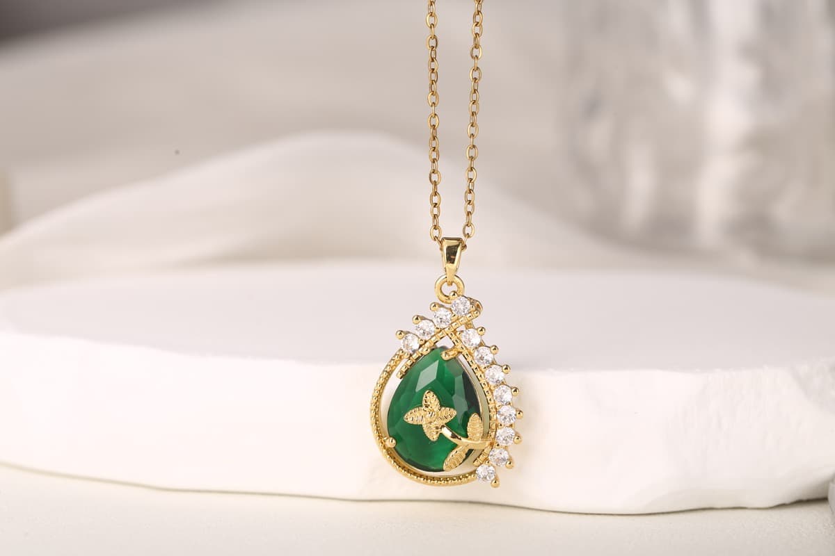 Statement Fan Zircon Pendant Necklace 18K Gold Plated