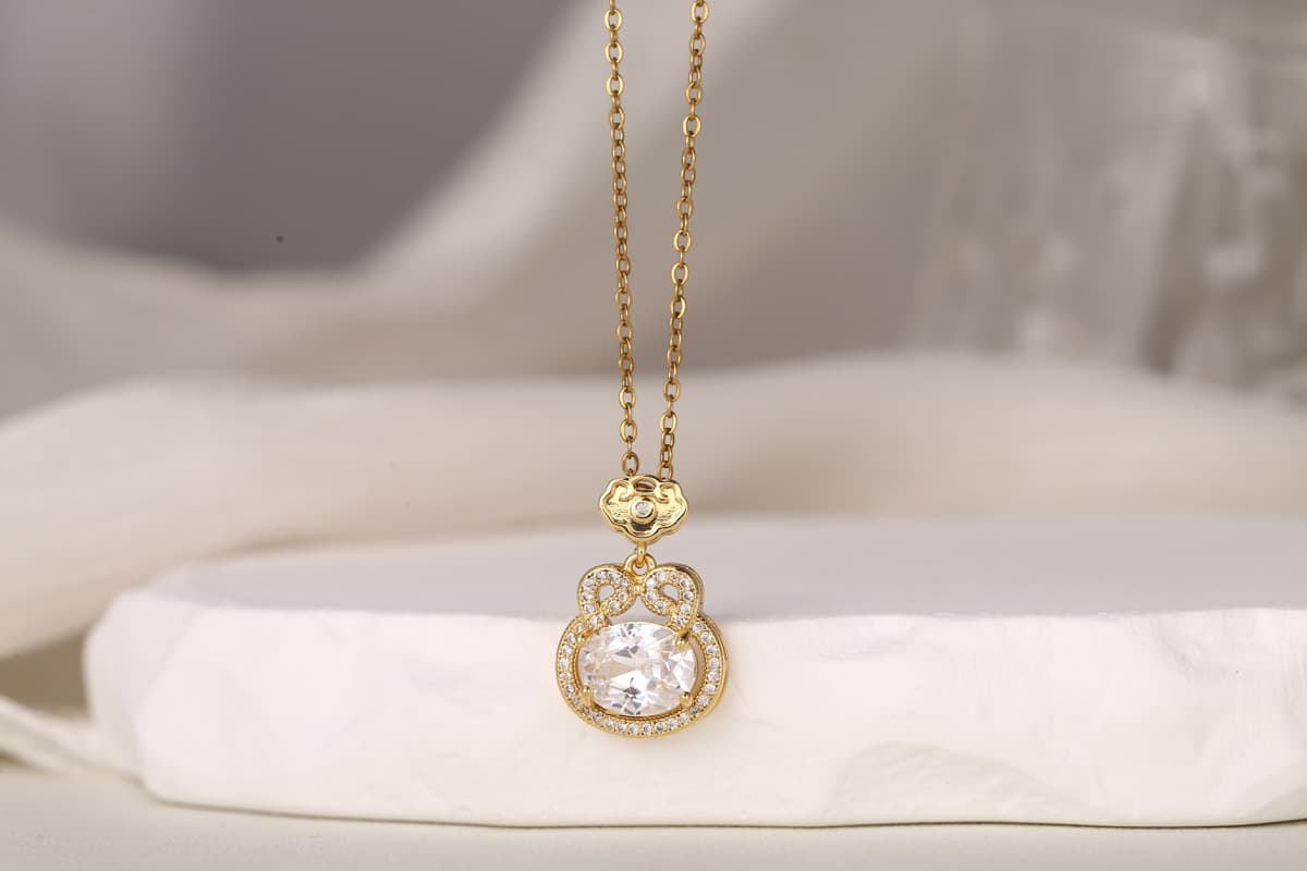 Elegant Teardrop Zircon Pendant Necklace 18K Gold Plated thumbnail 5