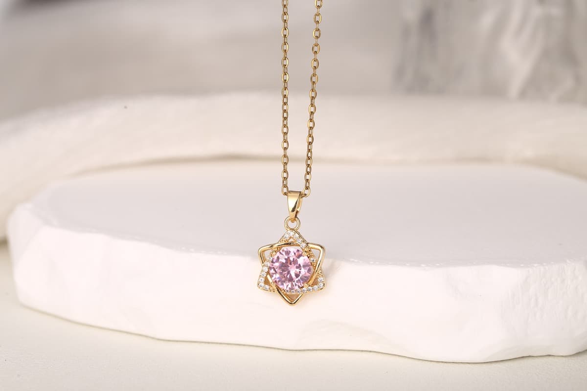 Romantic Heart Zircon Pendant Necklace 18K Gold Plated thumbnail 2