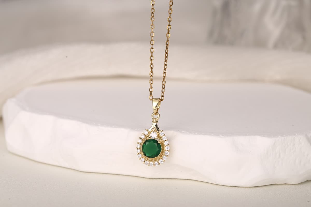 Romantic Heart Zircon Pendant Necklace 18K Gold Plated thumbnail 11