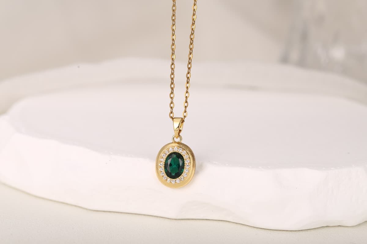 Elegant Oval-Cut Pink Zircon Pendant Necklace 18K Gold Plated thumbnail 7