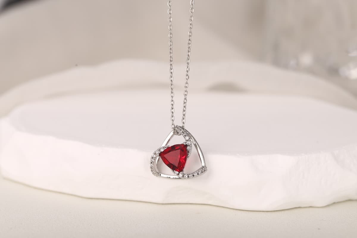 Elegant Teardrop White Zircon Pendant Necklace 18K Gold Plated thumbnail 13