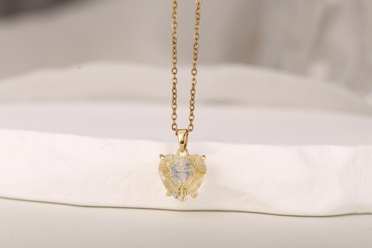 Elegant Round-Cut Red Zircon Pendant Necklace 18K Gold Plated thumbnail 6