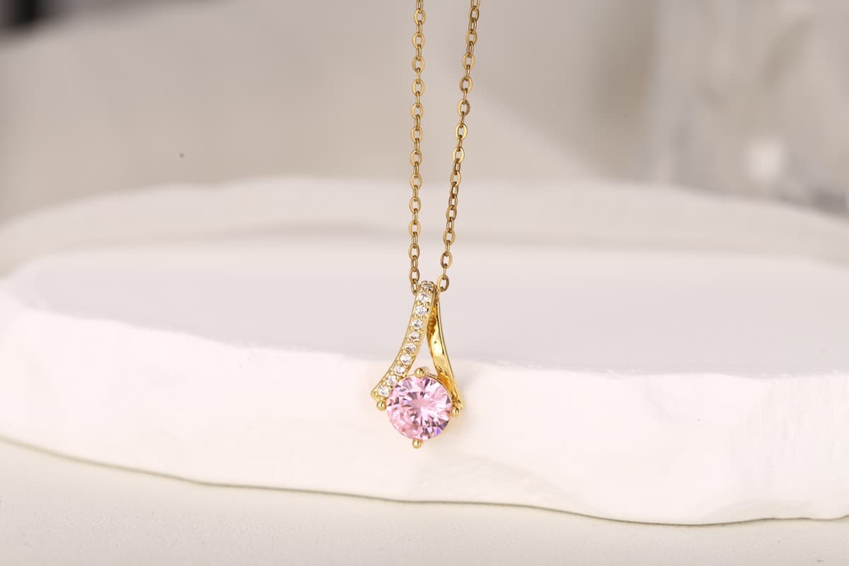 Elegant Round-Cut Pink Zircon Pendant Necklace 18K Gold Plated thumbnail 6