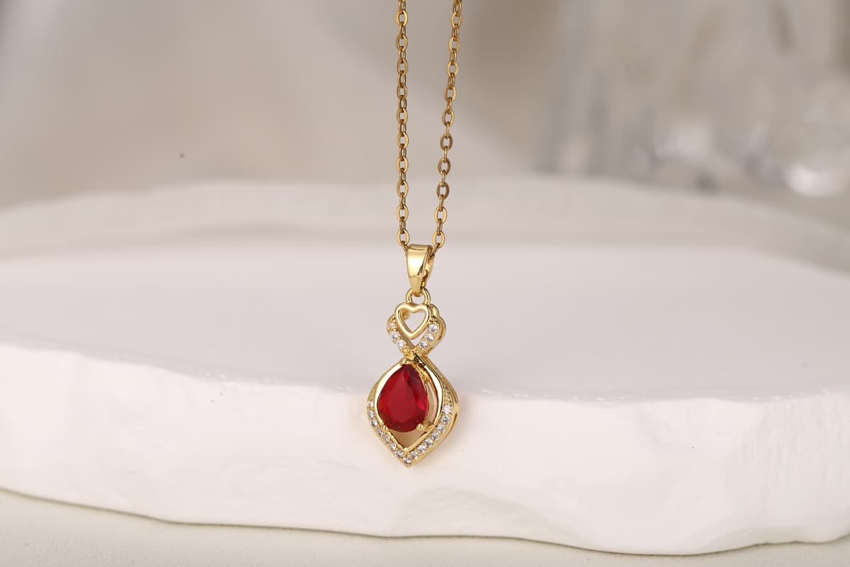 Elegant Round-Cut Pink Zircon Pendant Necklace 18K Gold Plated thumbnail 7