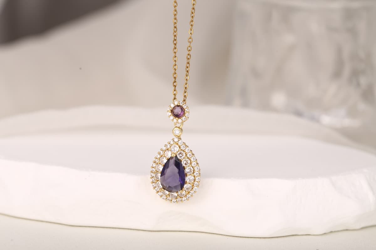 Elegant Cushion-Cut Blue Zircon Pendant Necklace 18K Gold Plated thumbnail 6