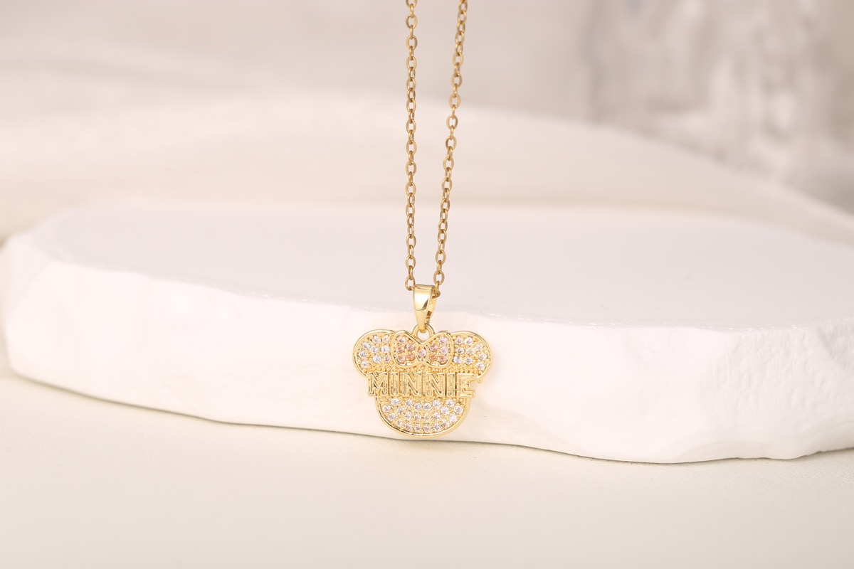 Elegant Teardrop Zircon Pendant Necklace 18K Gold Plated thumbnail 5