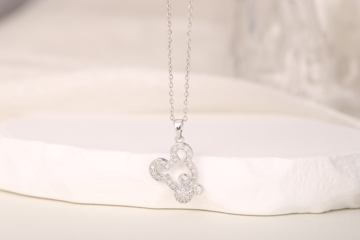 Elegant Teardrop Zircon Pendant Necklace 18K Gold Plated thumbnail 10