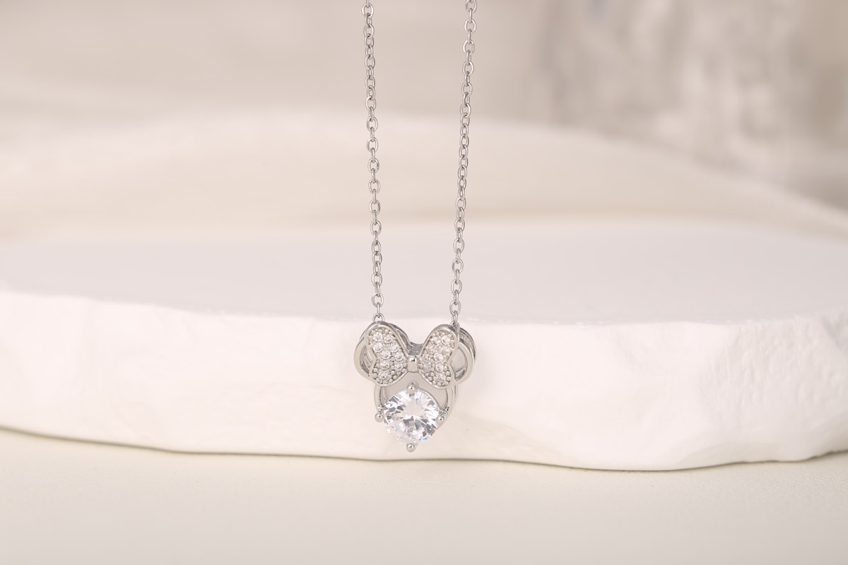 Elegant Teardrop Zircon Pendant Necklace 18K Gold Plated thumbnail 14
