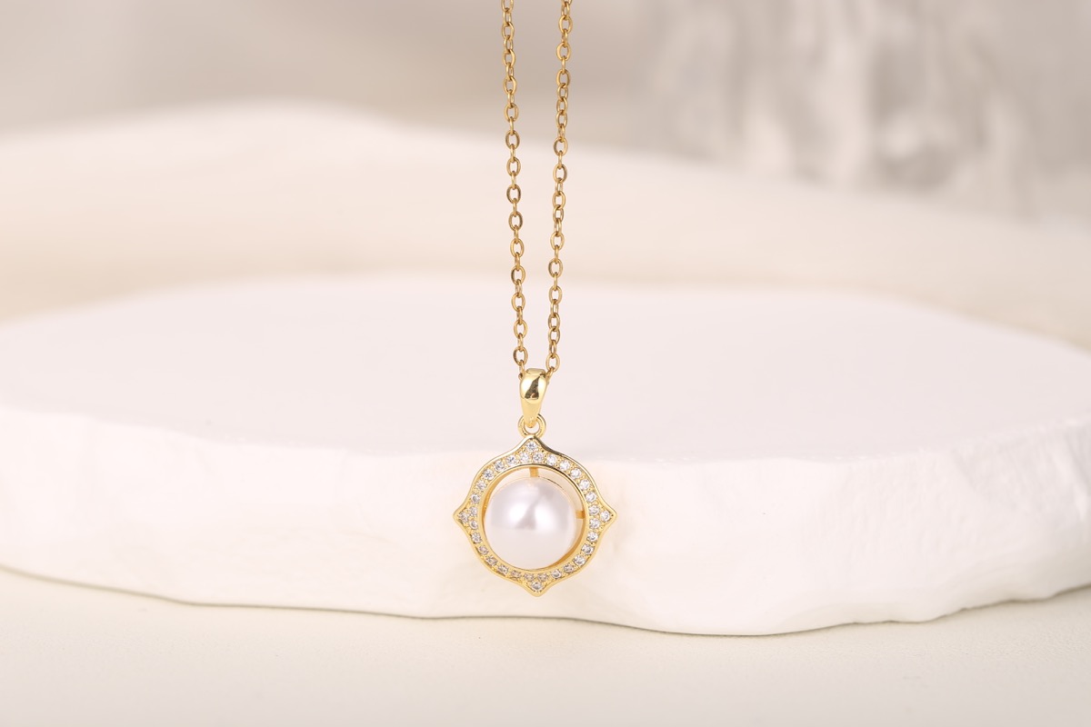 Elegant Floral Zircon Drop Earrings 18K Gold Plated thumbnail 5