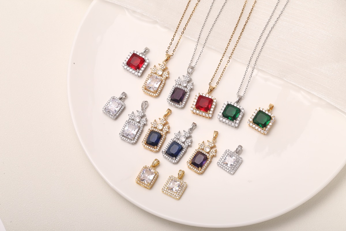 Modern Bar Drop Zircon Necklace 18K Gold Plated thumbnail 15
