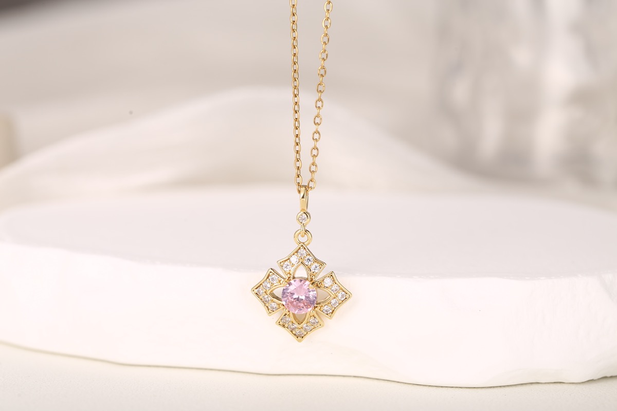 Charming Bow Knot Zircon Necklace 18K Gold Plated thumbnail 9