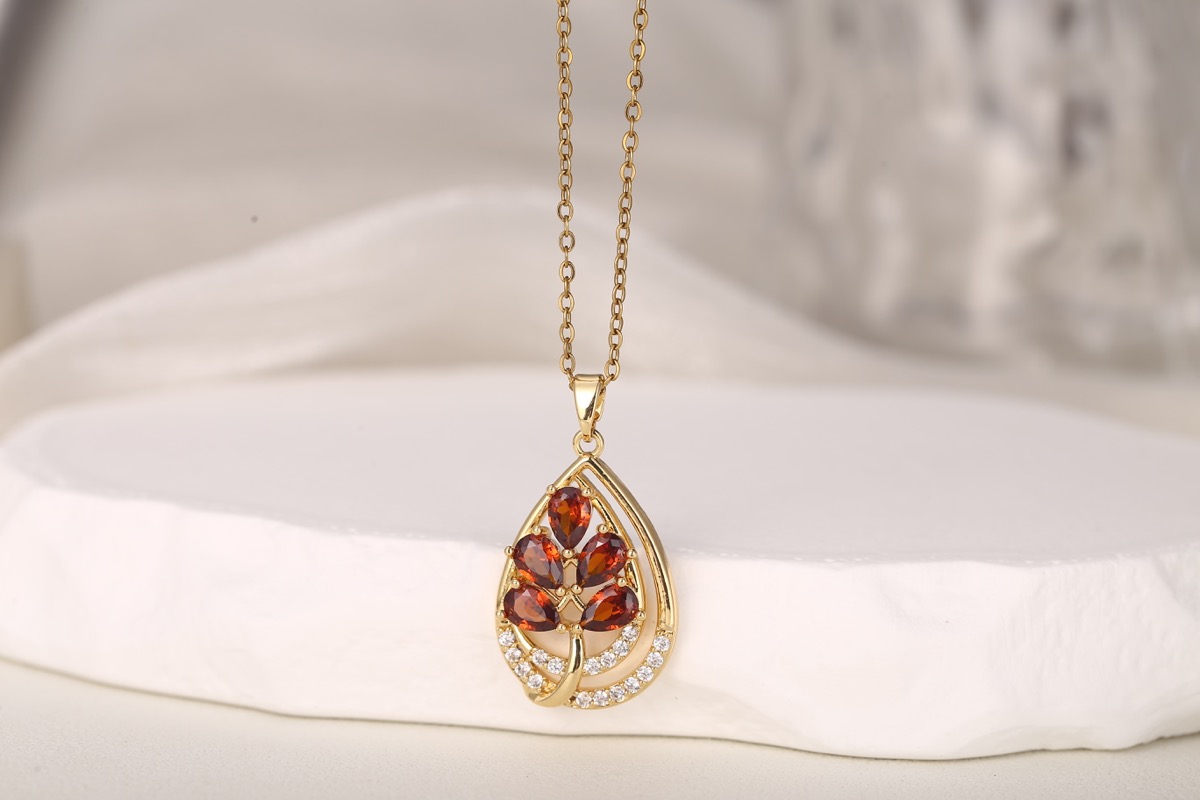 Statement Fan Zircon Pendant Necklace 18K Gold Plated thumbnail 5