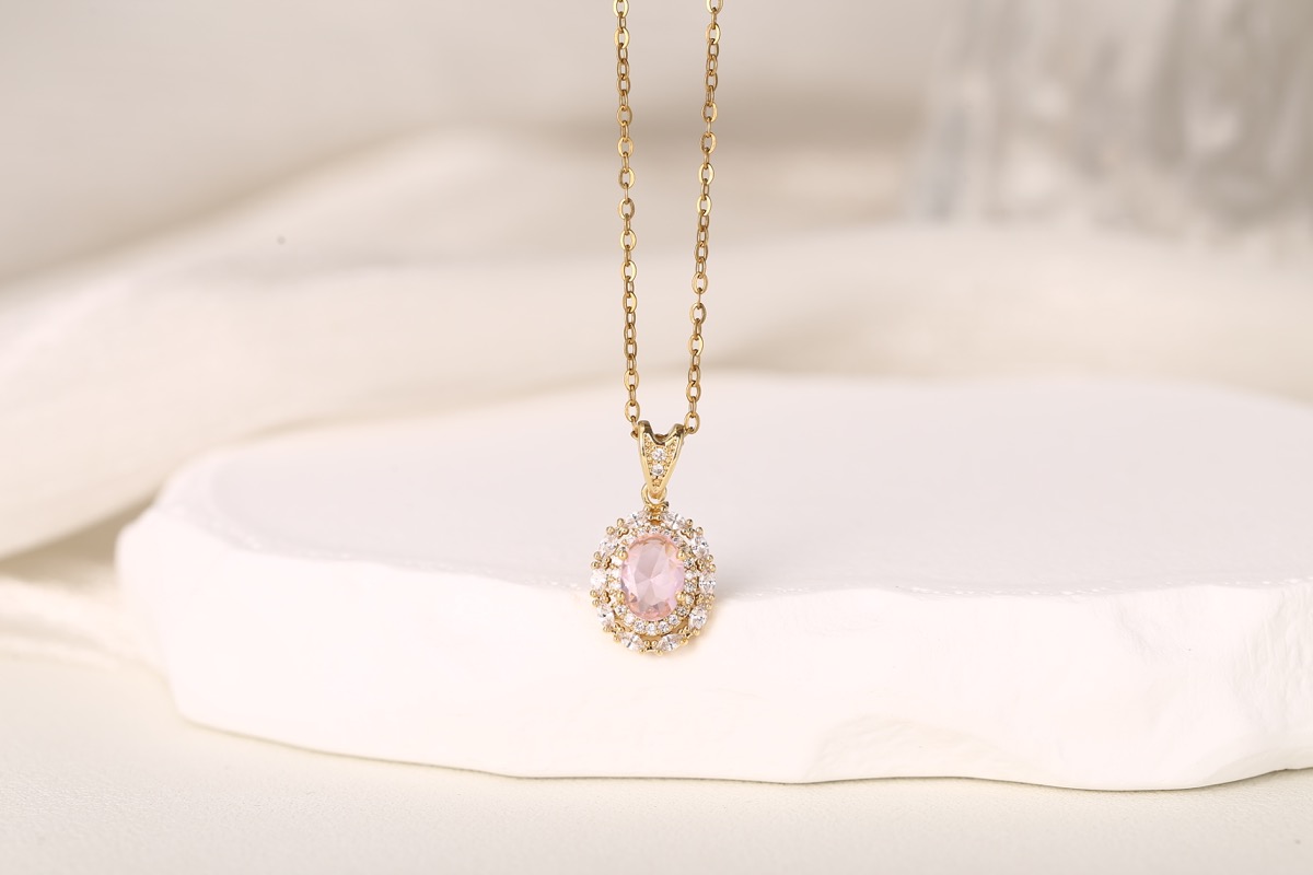 Elegant Teardrop Zircon Pendant Necklace 18K Gold Plated thumbnail 5