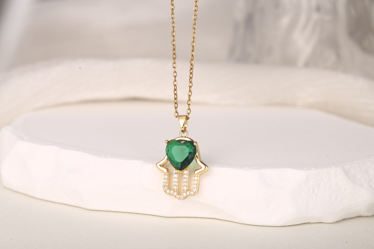 Vintage Floral Zircon Pendant Necklace 18K Gold Plated thumbnail 12