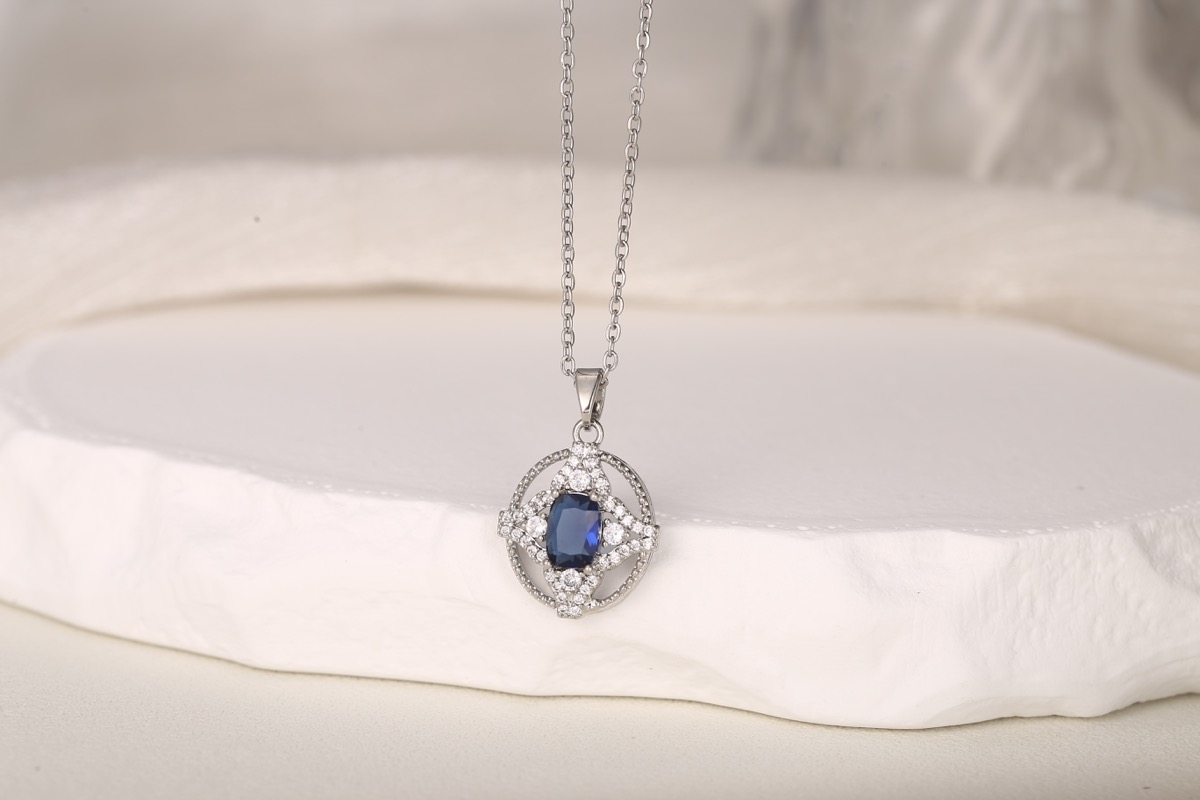 Minimalist Bar Zircon Pendant Necklace Gold Plated thumbnail 13