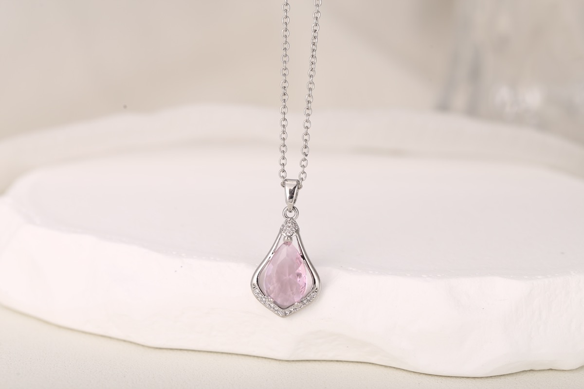 Elegant Oval-Cut Pink Zircon Pendant Necklace 18K Gold Plated thumbnail 8