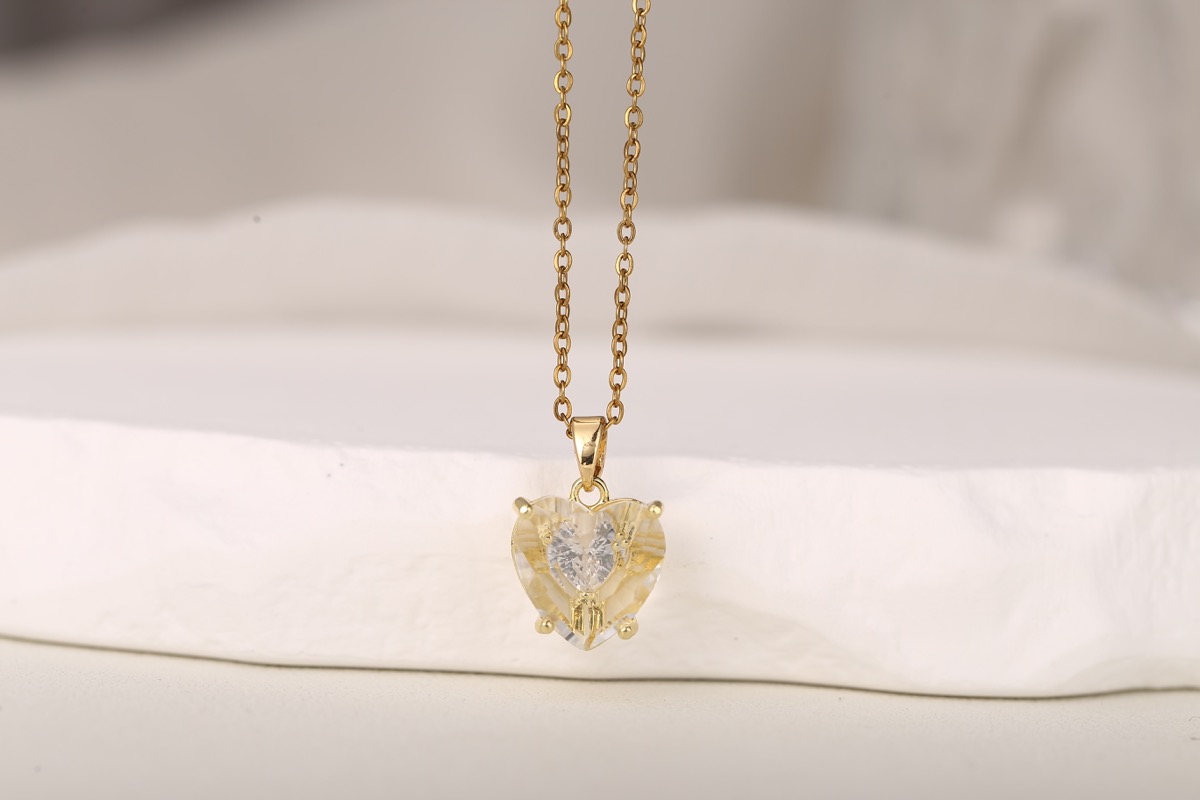Elegant Round-Cut Red Zircon Pendant Necklace 18K Gold Plated thumbnail 6