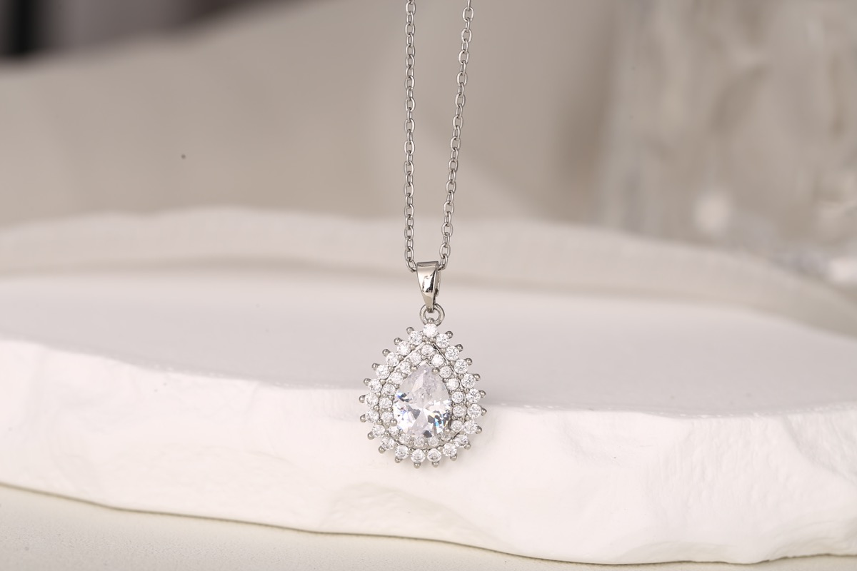 Elegant Cushion-Cut Blue Zircon Pendant Necklace 18K Gold Plated thumbnail 11