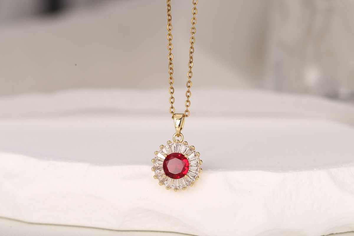 Elegant Floral Zircon Pendant Necklace 18K Gold Plated thumbnail 5